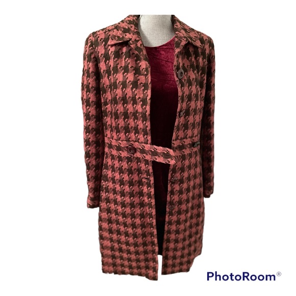 Prague Houndstooth Coat - Picture 4 of 11